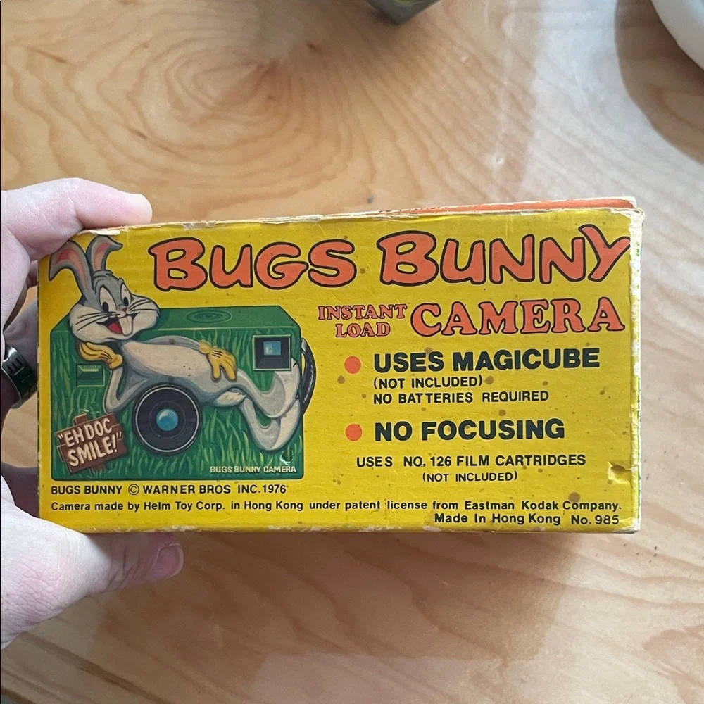 Bugs Bunny Instant Load Camera - Orange/Green Collector Box